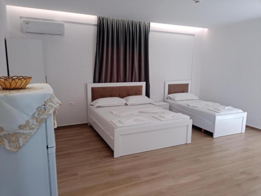 Hotel Opolonia Ksamil Kültér fotó