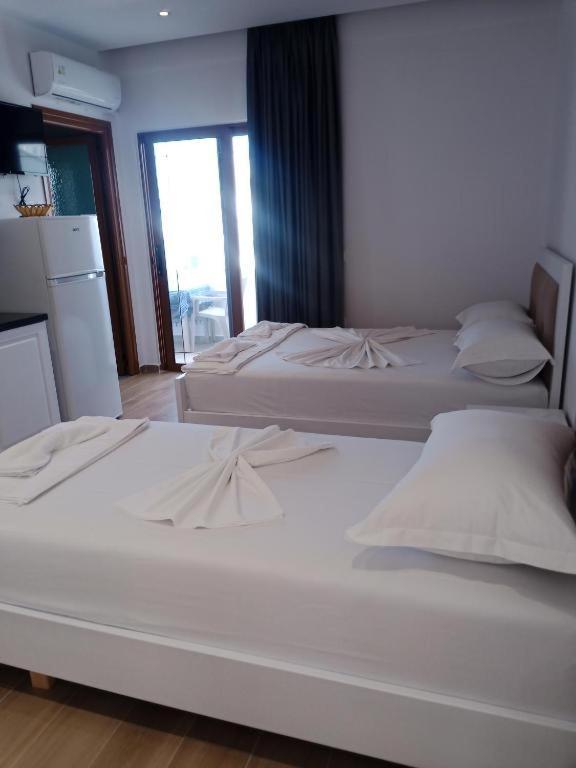 Hotel Opolonia Ksamil Kültér fotó