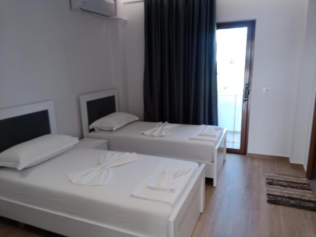 Hotel Opolonia Ksamil Kültér fotó